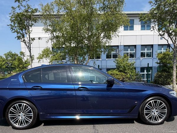 BMW 5-Series Saloon, Petrol Plug-in Hybrid, 2018, Blue