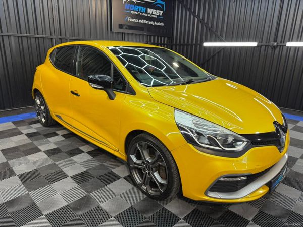 Renault Clio Hatchback, Petrol, 2014, Yellow