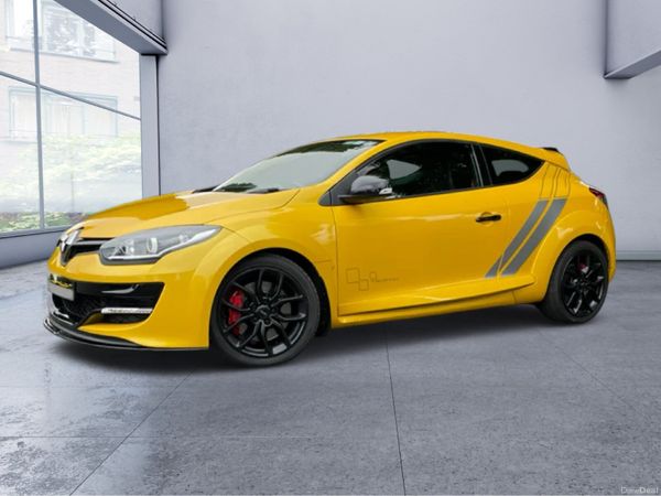 Renault Megane Hatchback, Petrol, 2018, Yellow