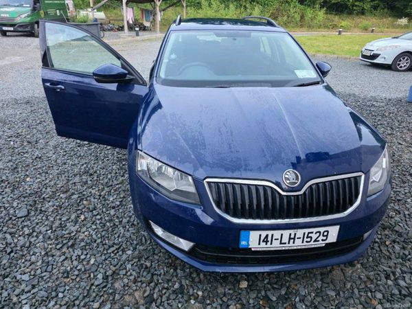 Skoda Octavia Estate, Diesel, 2014, Blue