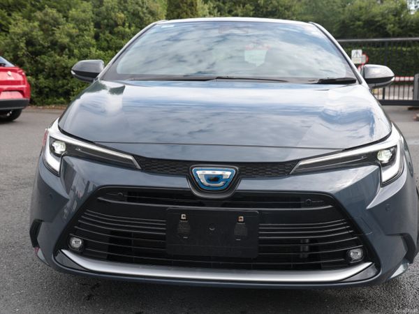 Toyota Corolla Saloon, Petrol Hybrid, 2023, Grey
