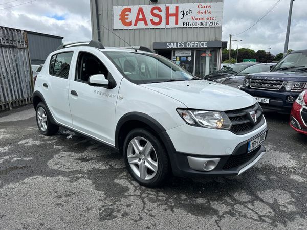 Dacia Sandero Stepway Hatchback, Diesel, 2016, White
