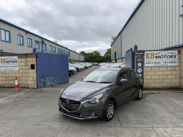 Mazda Demio Hatchback, Diesel, 2015, Grey