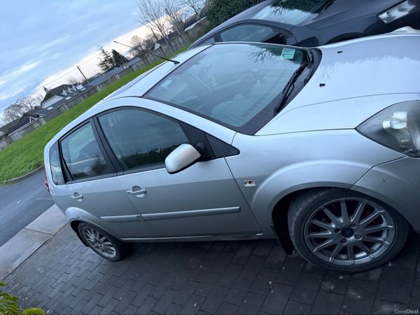 Ford Fiesta Hatchback, Petrol, 2007, Silver