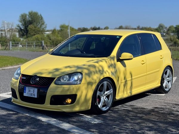 Volkswagen Golf Hatchback, Petrol, 2008, Yellow