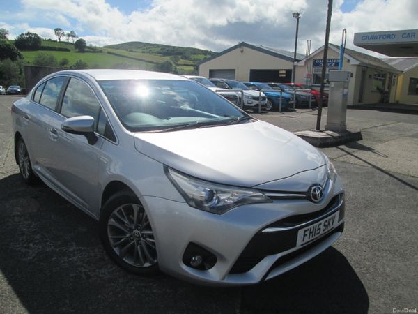 Toyota Avensis Saloon, Diesel, 2015, Silver