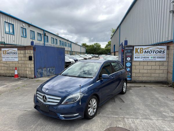 Mercedes-Benz B-Class MPV, Petrol, 2012, Blue