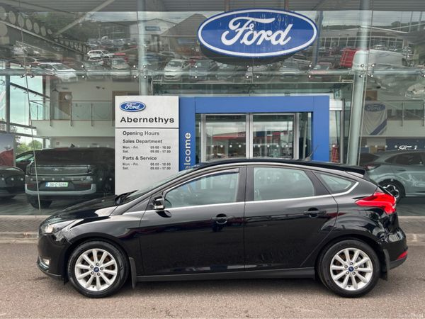Ford Focus Hatchback, Diesel, 2018, Black