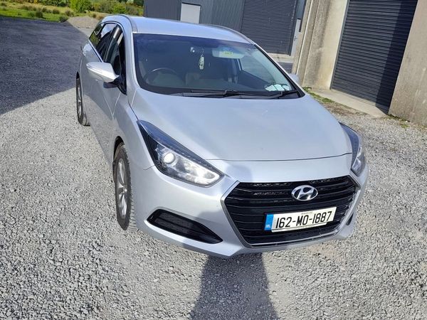 Hyundai i40 Estate, Diesel, 2016, Silver