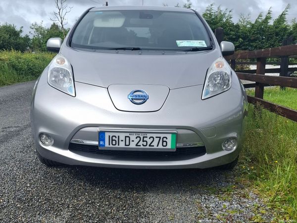 Nissan Leaf Hatchback, Electric, 2016, Silver