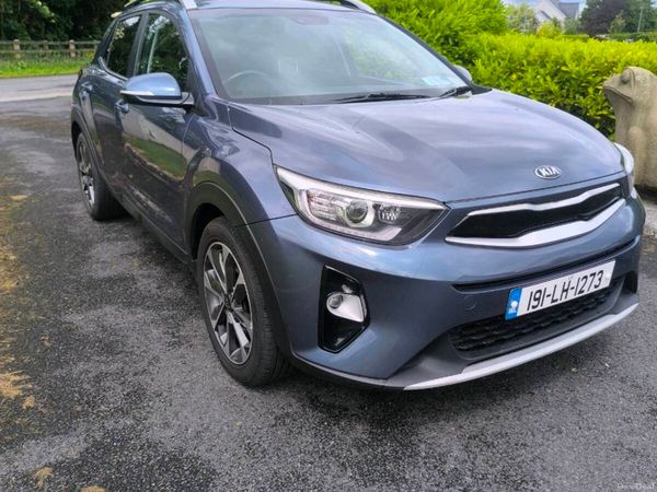 Kia Stonic Estate/Jeep, Diesel, 2019, Blue