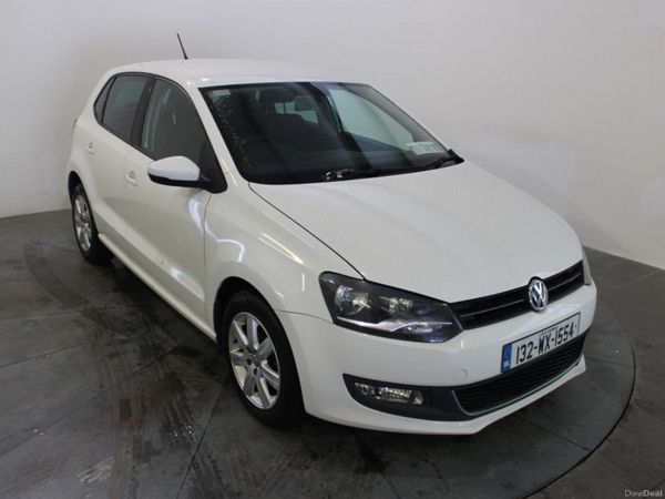 Volkswagen Polo Hatchback, Petrol, 2013, White