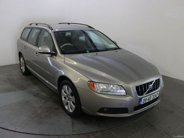 Volvo V70 Estate, Diesel, 2009, Gold