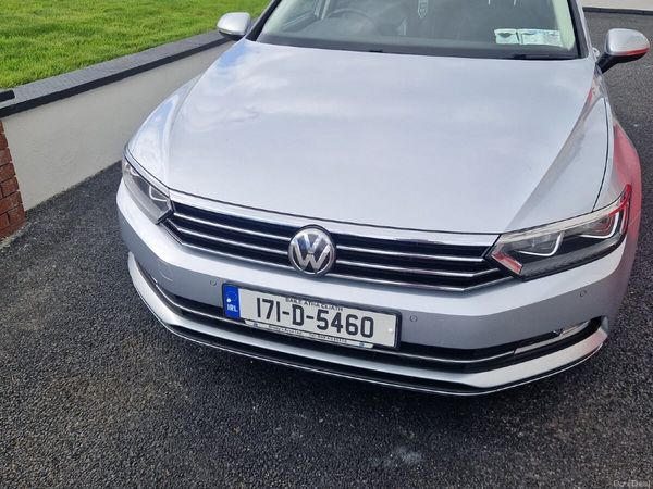 Volkswagen Passat Saloon, Diesel, 2017, Grey