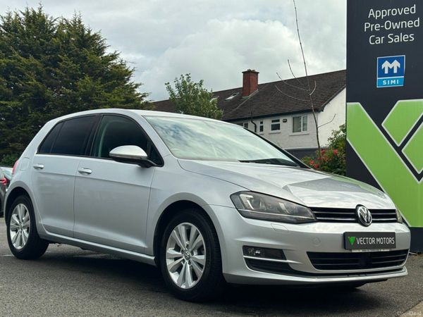 Volkswagen Golf Hatchback, Petrol, 2015, Silver
