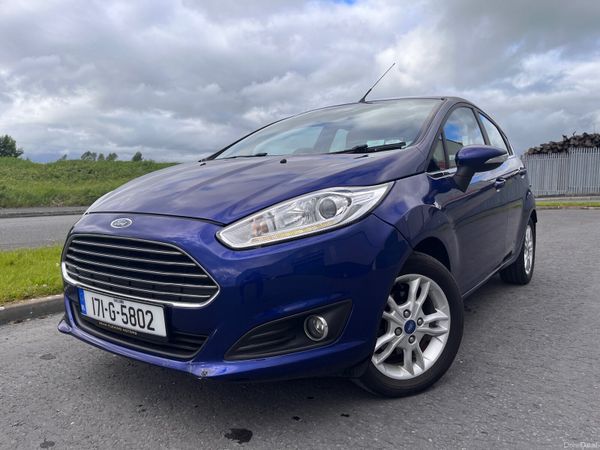 Ford Fiesta Hatchback, Petrol, 2017, Blue