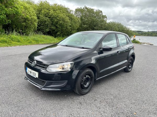 Volkswagen Polo Hatchback, Petrol, 2011, Black
