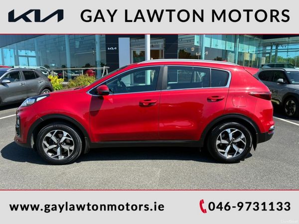 Kia Sportage MPV, Diesel, 2021, Red