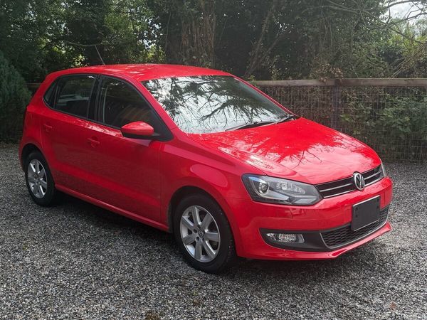 Volkswagen Polo Hatchback, Petrol, 2014, Red