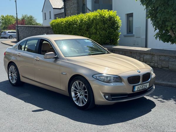 BMW 5-Series Saloon, Diesel, 2011, Gold