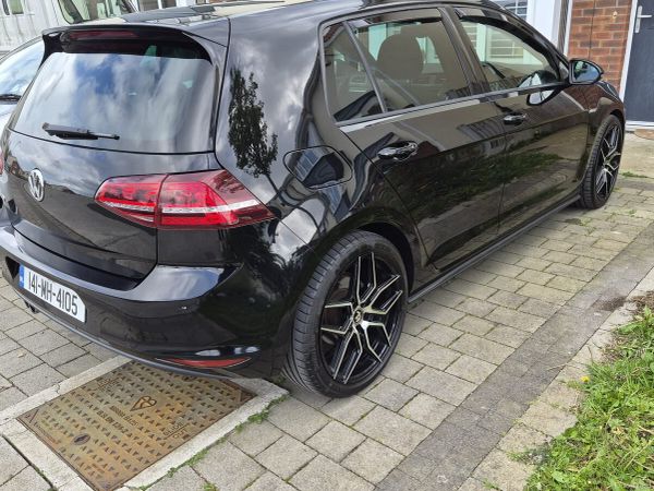 Volkswagen Golf Hatchback, Diesel, 2014, Black