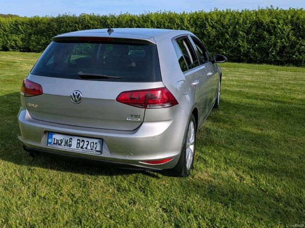 Volkswagen Golf Estate, Petrol, 2016, Silver