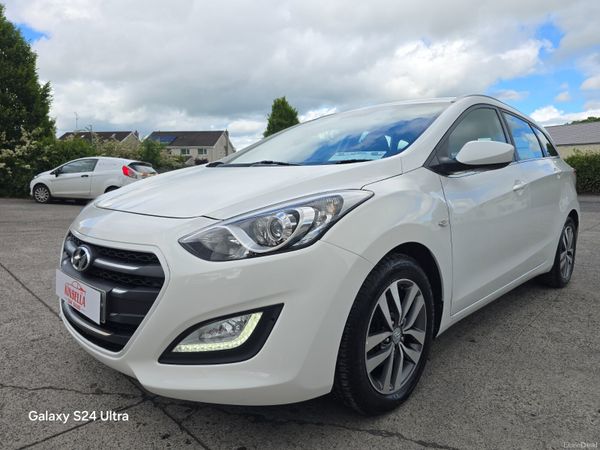 Hyundai i30 Estate, Diesel, 2017, White