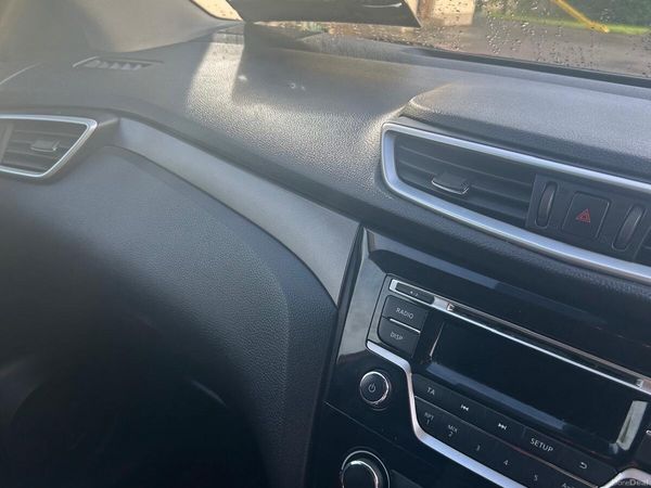 Nissan Qashqai SUV, Diesel, 2017, White