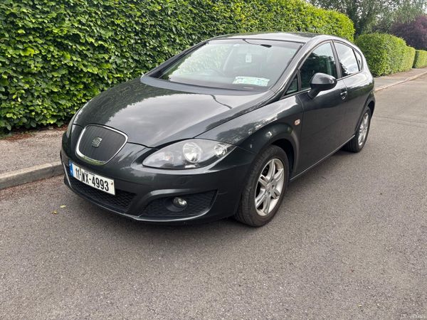 SEAT Leon Hatchback, Diesel, 2011, Grey
