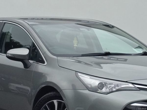 Toyota Avensis Saloon, Diesel, 2016, Grey