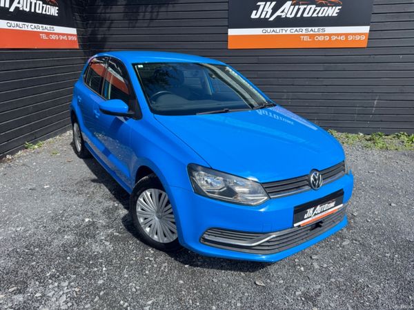 Volkswagen Polo Hatchback, Petrol, 2015, Blue