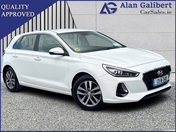 Hyundai i30 Hatchback, Petrol, 2017, White