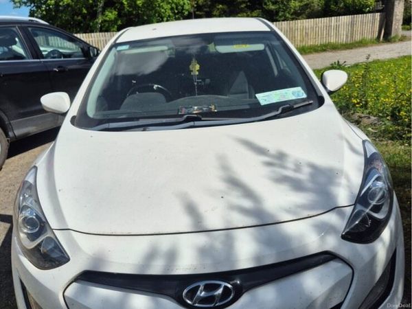 Hyundai i30 Hatchback, Diesel, 2014, White