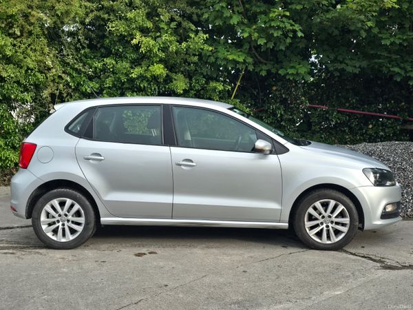 Volkswagen Polo Hatchback, Petrol, 2017, Grey