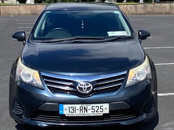 Toyota Avensis Saloon, Diesel, 2013, Grey