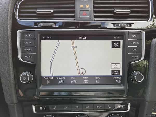 Volkswagen Golf Estate, Petrol, 2017, Black