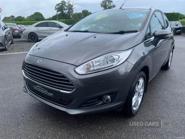 Ford Fiesta , Petrol, 2017, Grey