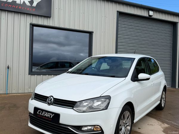 Volkswagen Polo Hatchback, Petrol, 2016, White