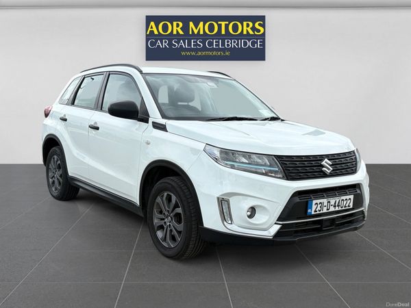 Suzuki Vitara SUV, Petrol Hybrid, 2023, White