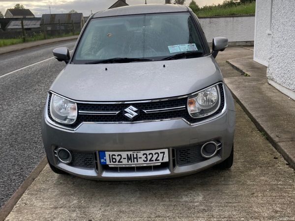Suzuki Ignis Hatchback, Petrol, 2016, Silver