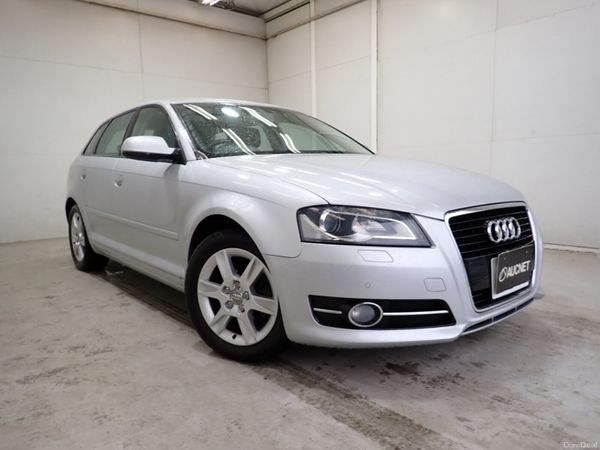Audi A3 Hatchback, Petrol, 2012, Silver