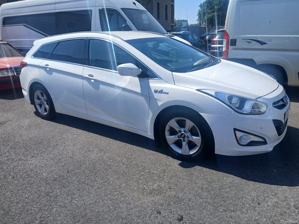 Hyundai i40 Estate, Diesel, 2012, White