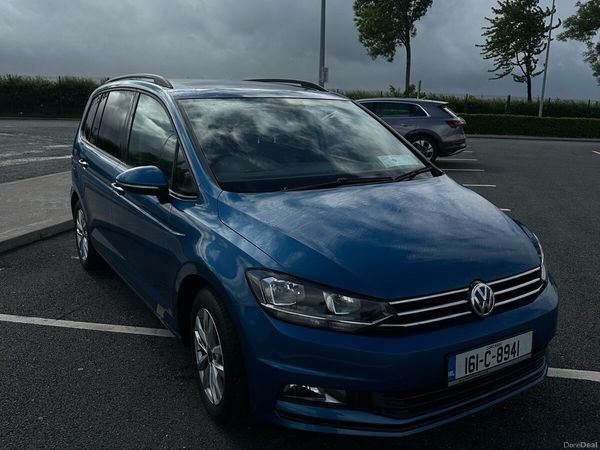 Volkswagen Touran MPV, Diesel, 2016, Blue