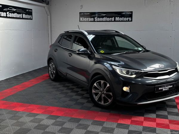Kia Stonic Estate/Jeep, Diesel, 2018, Grey