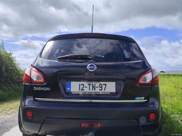 Nissan Qashqai Hatchback, Diesel, 2012, Black