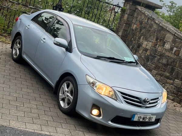Toyota Corolla Saloon, Diesel, 2012, Blue