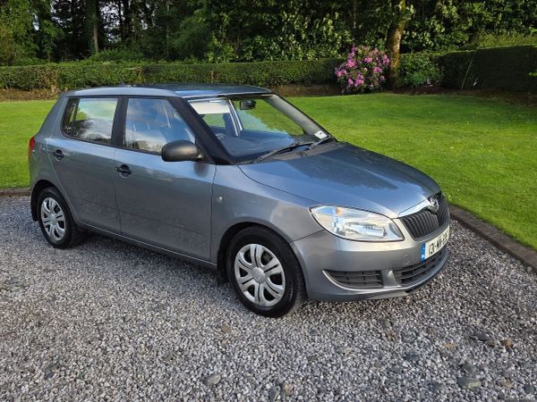 Skoda Fabia Hatchback, Diesel, 2013, Grey
