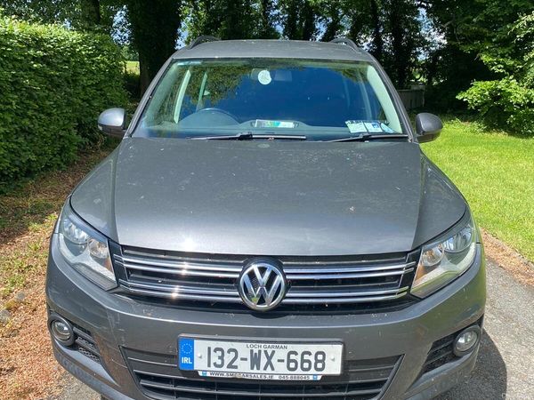 Volkswagen Tiguan SUV, Diesel, 2013, Grey