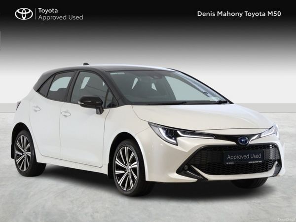Toyota Corolla Hatchback, Petrol Hybrid, 2023, White