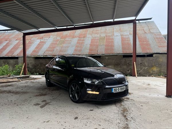 Skoda Octavia Saloon, Diesel, 2015, Black